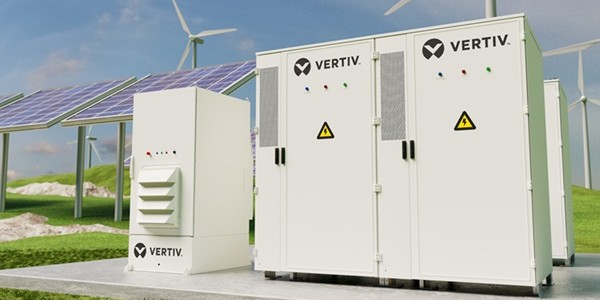 Photo of Nieuw Vertiv™ DynaFlex Battery Energy Storage System brengt netonafhankelijkheid naar bedrijfskritische omgevingen