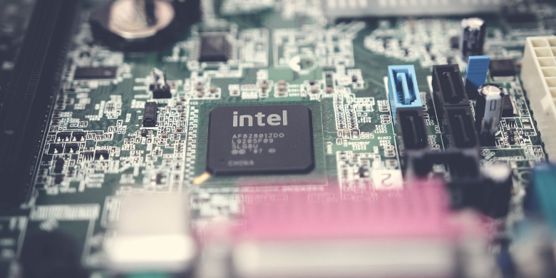 Photo of Intel réinvente les puces grâce à de nouveaux composants