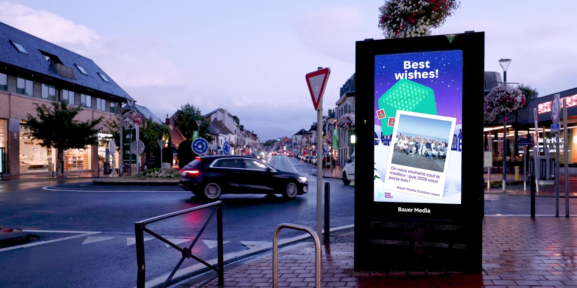 Photo of Bauer Media Outdoor tovert zijn digitale schermen om tot een gigantische wenskaart