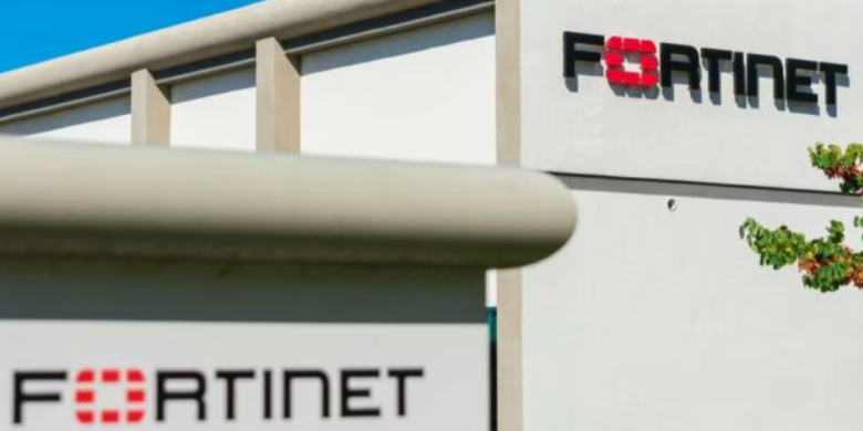 Photo of Dans une nouvelle étude, Fortinet souligne l'importance d'une expertise en IA