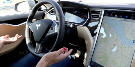 Photo of Embarquez à bord d'une Tesla sans conducteur (vidéo)