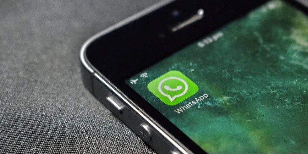 Photo of Instagram tast het opnemen van Stories in WhatsApp